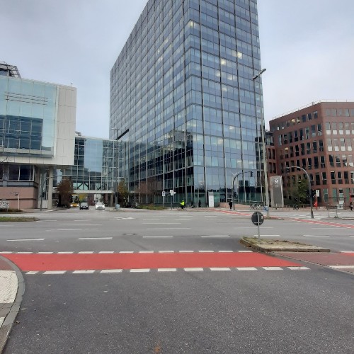 Ludwig-Erhard-Straße 22 Hochhaus erbaut für den Deutschen Ring