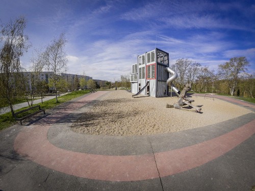 Playgrounds – On the Trail of Erich Kästner