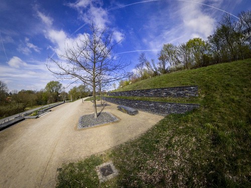 Mowing with Heart and Scythe – Old Wisdom, New Again