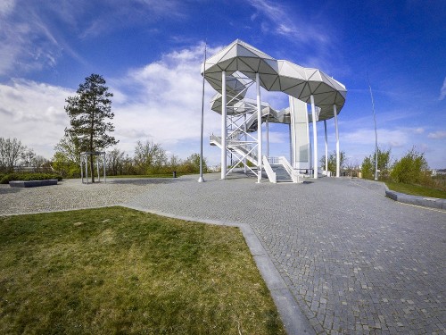 Wolkenhain – A Light and Airy Viewpoint