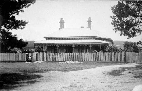 Linton-Naringhil Rd – former Church of England Vicarage
