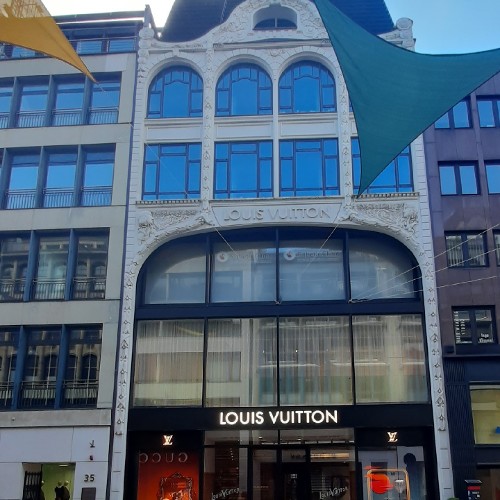 Audio-Tour 16 Neuer Wall 37 Louis Vuitton-Store