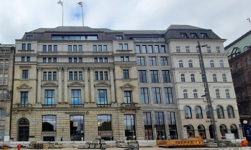 Jungfernstieg 22 - 25 Dresdner Bank