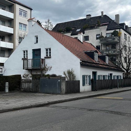 Denkmalgeschütztes Satteldachhaus