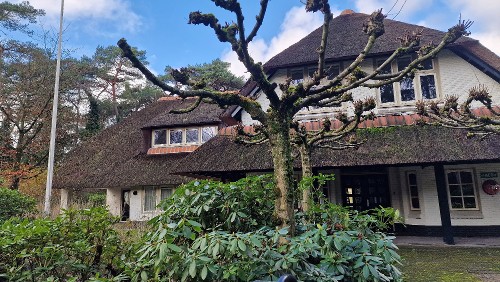 Broederschapshuis