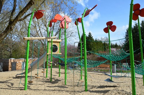 Spielplatz „Konrad in den Blumenwipfeln“