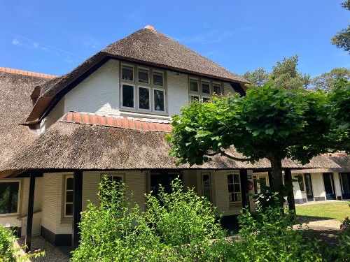 Broederschapshuis