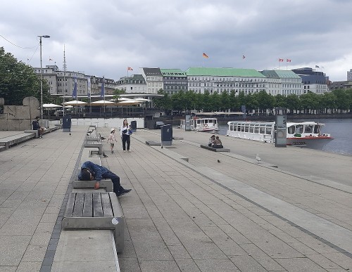Audio-Tour 14:  Der Jungfernstieg mit Alsterpavillion (Hamburg Stadtteile im Wandel - Die Neustadt)
