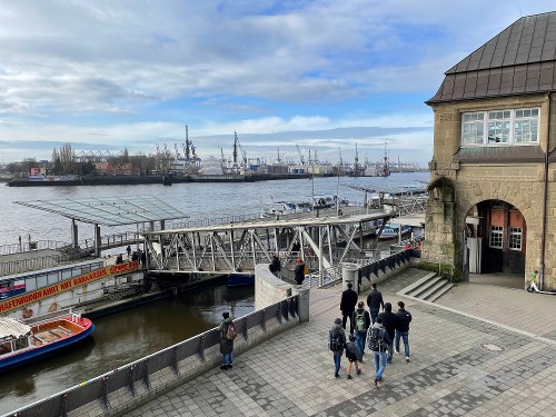 Authentic harbor tour with ferry 62